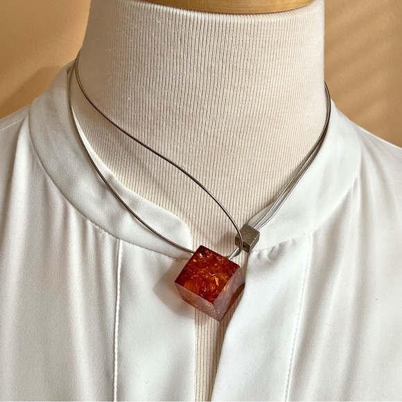 ARTISAN Modern Sterling & Amber Cube Pendant Statement Choker - Picture 2 of 9